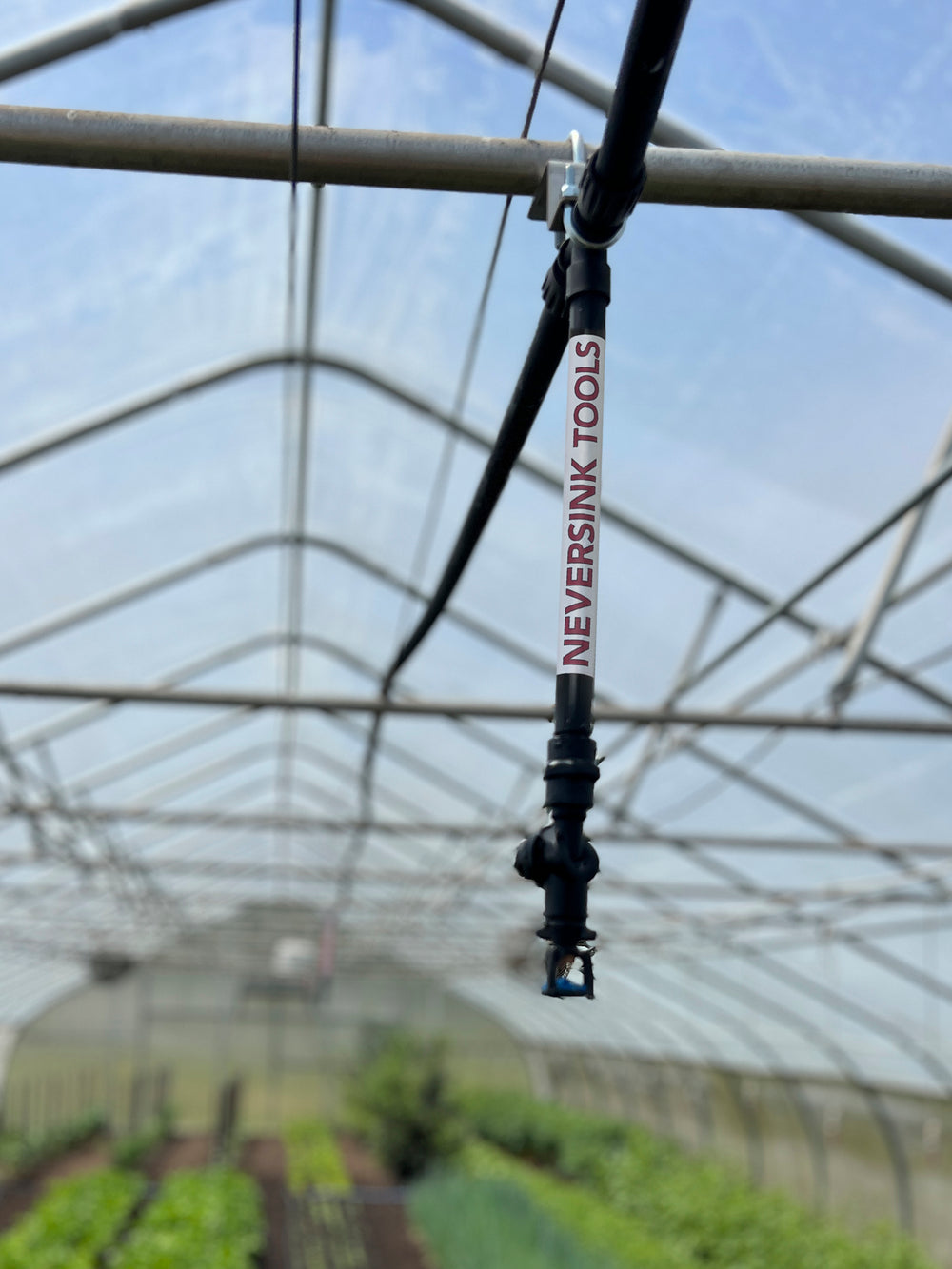 Aquifer Tunnel Suspended Wobbler Stand