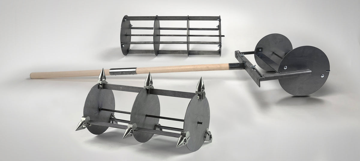Gridder rolling bed marker and dibbler for market-garden planting layouts