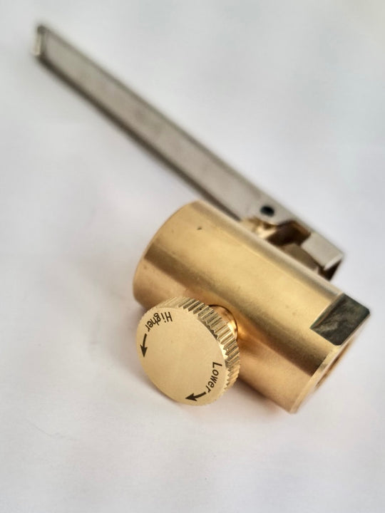 Squeeze Valve
