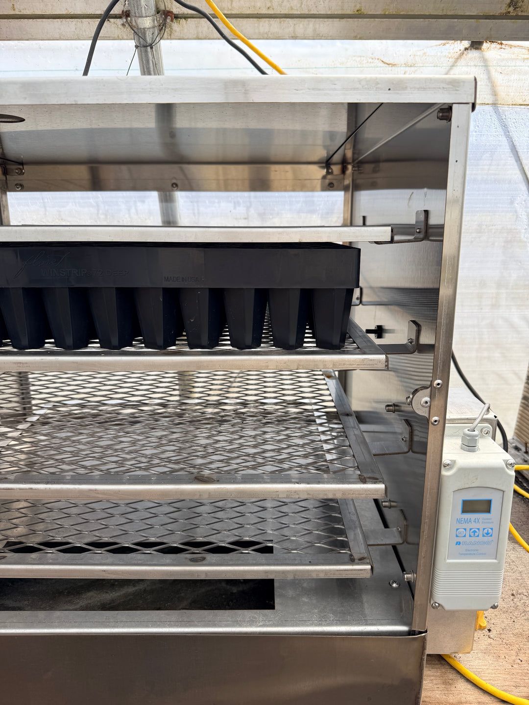 Floret Winstrip® 72 Deep Tray
